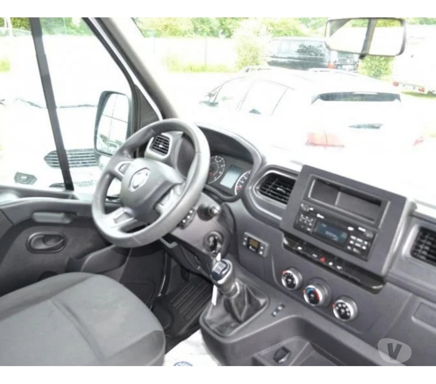 Véhicules commerciaux & utilitaires d'occasion Ille-et-Vilaine Domalain - 35680 - Photos Vivastreet Renault Master III COMBI F3500 L2H2 2.3 DCI 135CH 7CV TPMR
