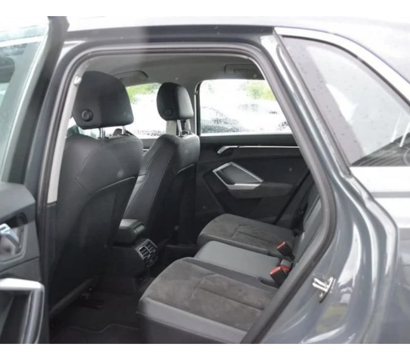 Voiture d'occasion Ille-et-Vilaine Domalain - 35680 - Photos Vivastreet Audi Q3 35 TDI 150CH DESIGN LUXE S TRONIC 7