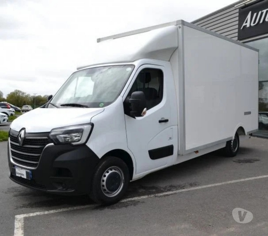 Véhicules commerciaux & utilitaires d'occasion Ille-et-Vilaine Domalain - 35680 - Photos Vivastreet Renault Master III CCB F3500 L3 2.3 BLUE DCI 145CH CONFORT