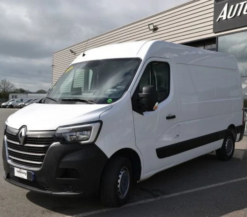 Véhicules commerciaux & utilitaires d'occasion Ille-et-Vilaine Domalain - 35680 - Photos Vivastreet Renault Master III FG F3300 L2H2 2.3 BLUE DCI 135CH CONFORT