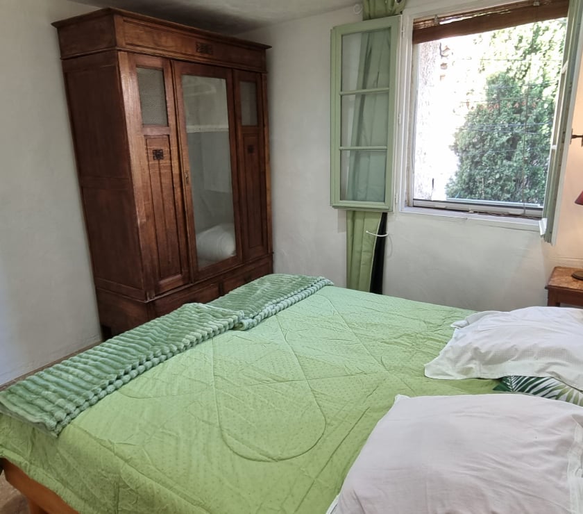 location saisonniere Var Lorgues - 83510 - Photos Vivastreet Provence : maison en hameau chaloureux avec clim