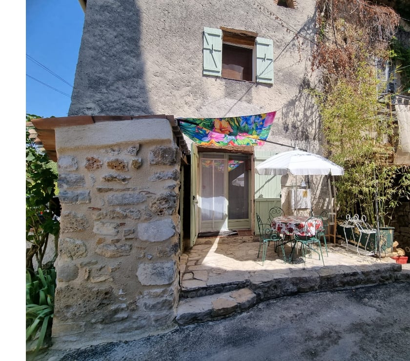 location saisonniere Lorgues Var - Photos Vivastreet Provence : maison en hameau chaloureux avec clim
