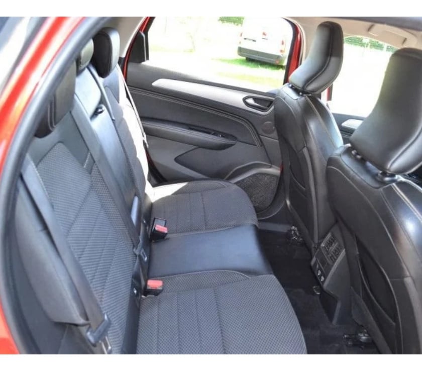 Voiture d'occasion Ille-et-Vilaine Domalain - 35680 - Photos Vivastreet Renault Arkana 1.6 E-TECH 145CH FULL HYBRID TECHNO -23