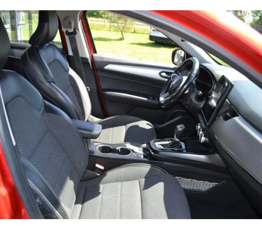 Voiture d'occasion Ille-et-Vilaine Domalain - 35680 - Photos Vivastreet Renault Arkana 1.6 E-TECH 145CH FULL HYBRID TECHNO -23