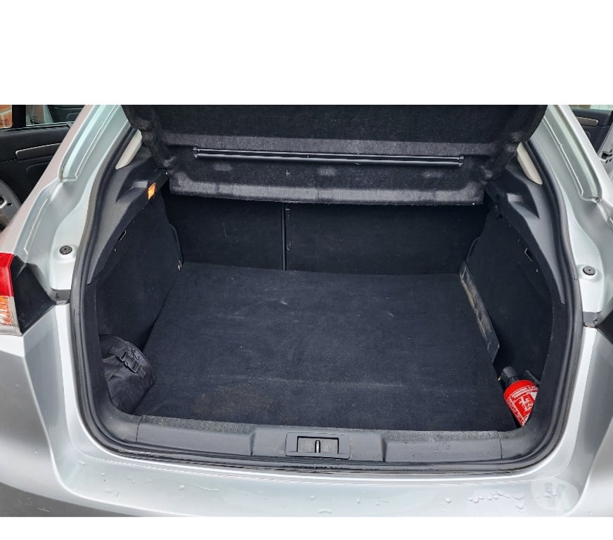 Voiture d'occasion Nord Hautmont - 59330 - Photos Vivastreet A vendre Renault Laguna 3 2,0 dci 16 v 150 cv