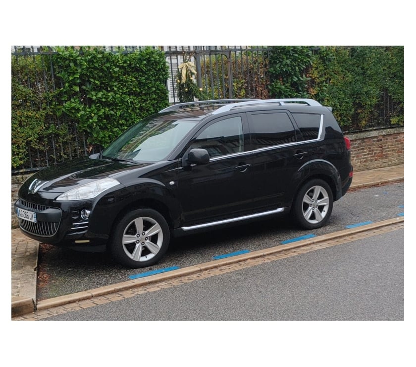 Voiture d'occasion Eure Val de Reuil - 27100 - Photos Vivastreet Peugeot 4007 2.2 156 cv