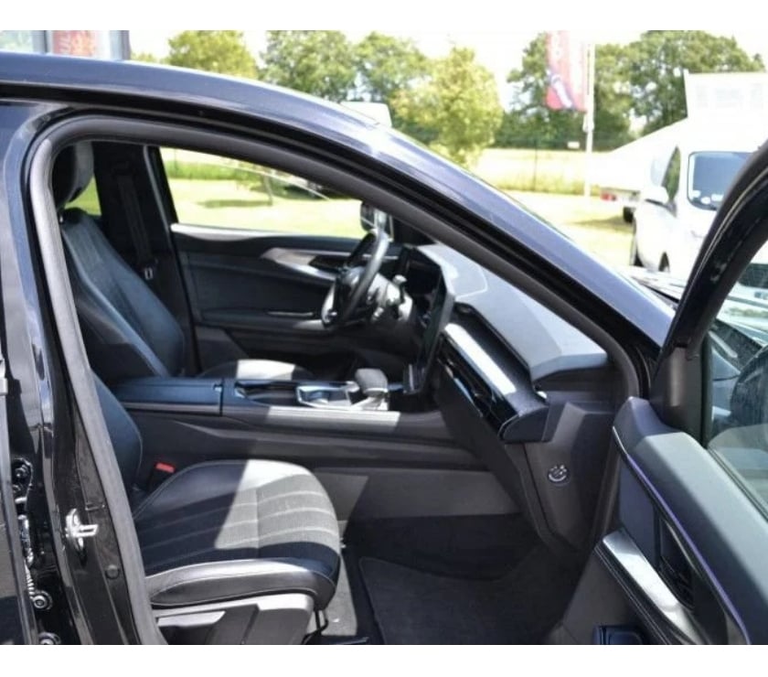 Voiture d'occasion Ille-et-Vilaine Domalain - 35680 - Photos Vivastreet Renault Austral 1.2 E-TECH FULL HYBRID 200CH TECHNO