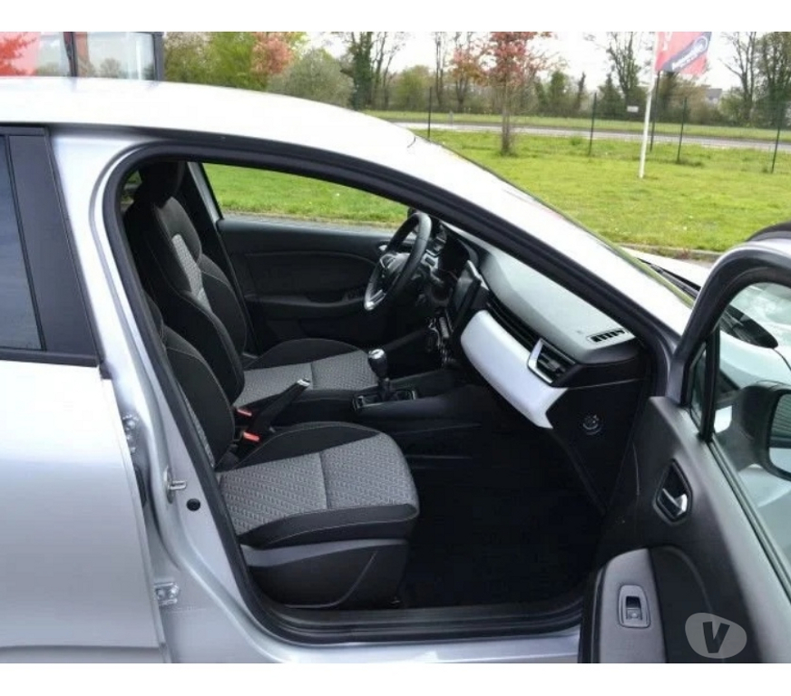 Voiture d'occasion Ille-et-Vilaine Domalain - 35680 - Photos Vivastreet Renault Clio V 1.0 TCE 90CH EVOLUTION