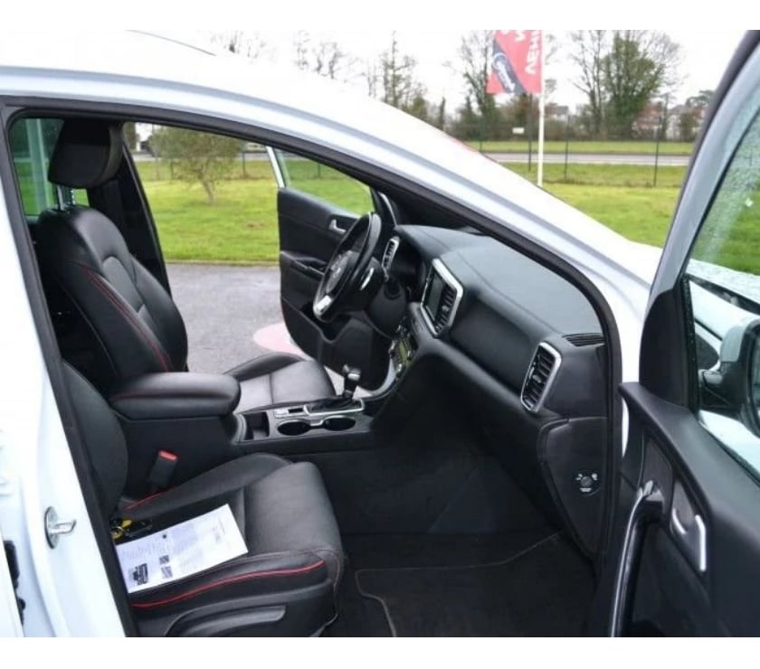 Voiture d'occasion Ille-et-Vilaine Domalain - 35680 - Photos Vivastreet KIA Sportage 1.6 CRDI 136CH ISG GT LINE 4X2 DCT7