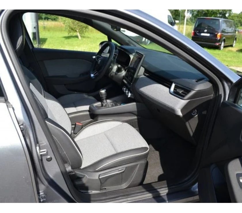 Voiture d'occasion Ille-et-Vilaine Domalain - 35680 - Photos Vivastreet Renault Clio V 1.0 TCE 90CH TECHNO