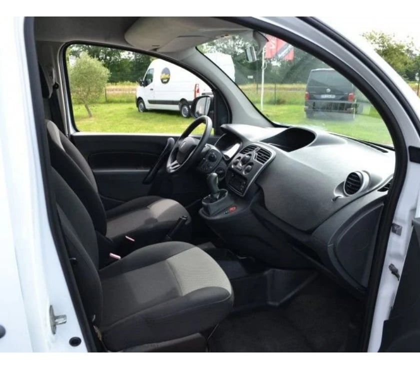 Voiture d'occasion Ille-et-Vilaine Domalain - 35680 - Photos Vivastreet Renault Kangoo II EXPRESS MAXI 1.5 DCI 90CH CABINE