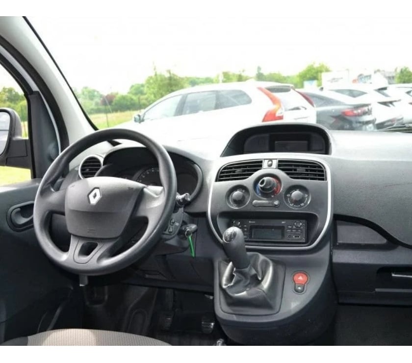 Voiture d'occasion Ille-et-Vilaine Domalain - 35680 - Photos Vivastreet Renault Kangoo II EXPRESS MAXI 1.5 DCI 90CH CABINE
