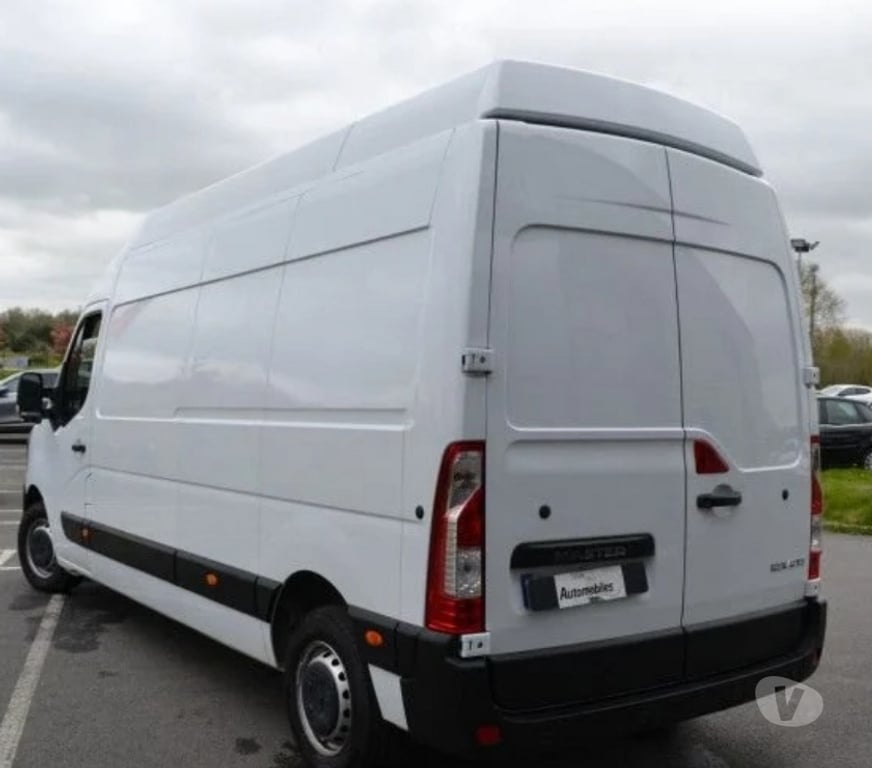 Véhicules commerciaux & utilitaires d'occasion Ille-et-Vilaine Domalain - 35680 - Photos Vivastreet Renault Master III FG F3500 L3H3 2.3 BLUE DCI 135CH CONFORT