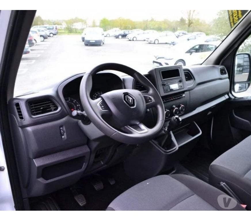 Véhicules commerciaux & utilitaires d'occasion Ille-et-Vilaine Domalain - 35680 - Photos Vivastreet Renault Master III FG F3500 L3H3 2.3 BLUE DCI 135CH CONFORT