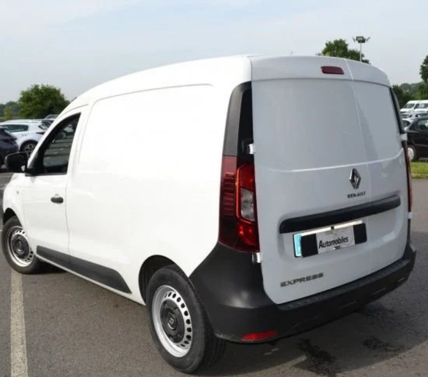 Véhicules commerciaux & utilitaires d'occasion Ille-et-Vilaine Domalain - 35680 - Photos Vivastreet Renault Express VAN 1.5 BLUE DCI 75CH ESSENTIEL 22