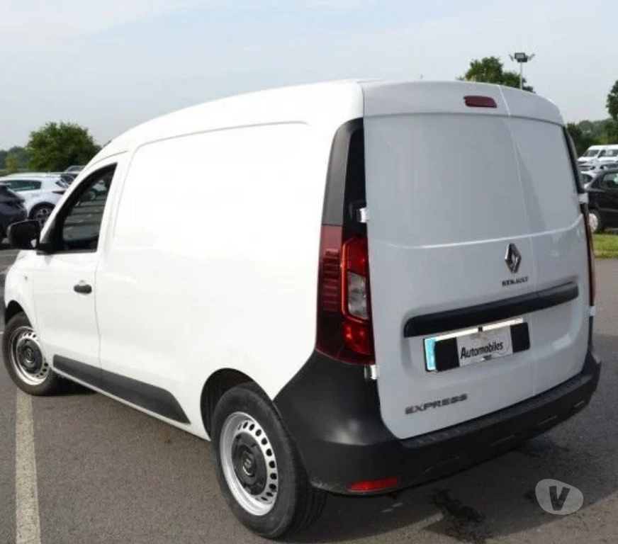 Véhicules commerciaux & utilitaires d'occasion Ille-et-Vilaine Domalain - 35680 - Photos Vivastreet Renault Express VAN 1.5 BLUE DCI 75CH ESSENTIEL 22