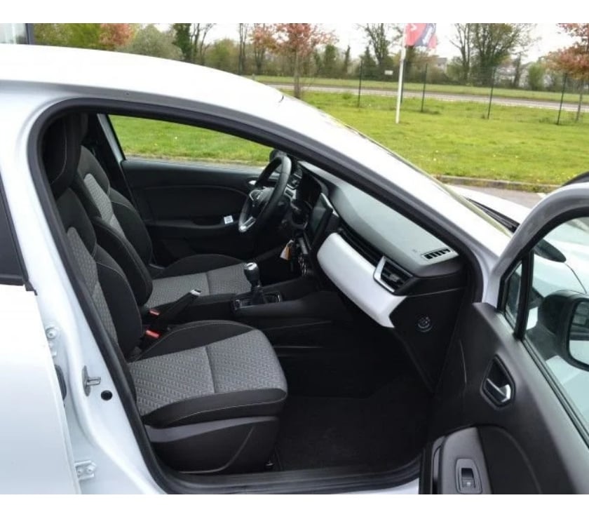 Voiture d'occasion Ille-et-Vilaine Domalain - 35680 - Photos Vivastreet Renault Clio V 1.0 SCE 65CH EVOLUTION