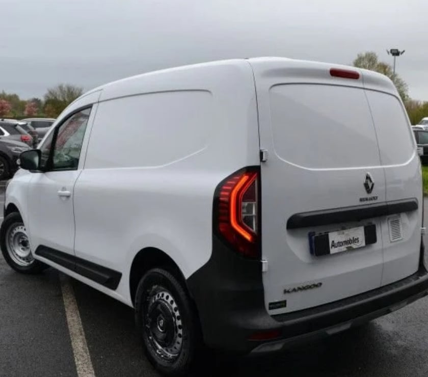 Véhicules commerciaux & utilitaires d'occasion Ille-et-Vilaine Domalain - 35680 - Photos Vivastreet Renault Kangoo VAN 1.5 BLUE DCI 95CH EXTRA 3 PLACES