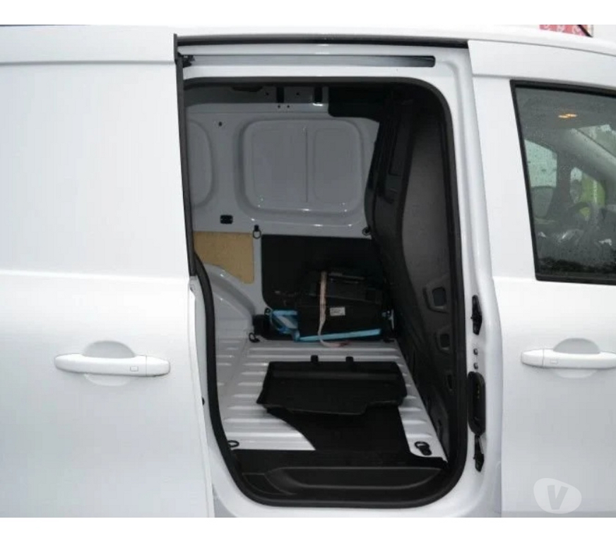 Véhicules commerciaux & utilitaires d'occasion Ille-et-Vilaine Domalain - 35680 - Photos Vivastreet Renault Kangoo VAN 1.5 BLUE DCI 95CH EXTRA 3 PLACES