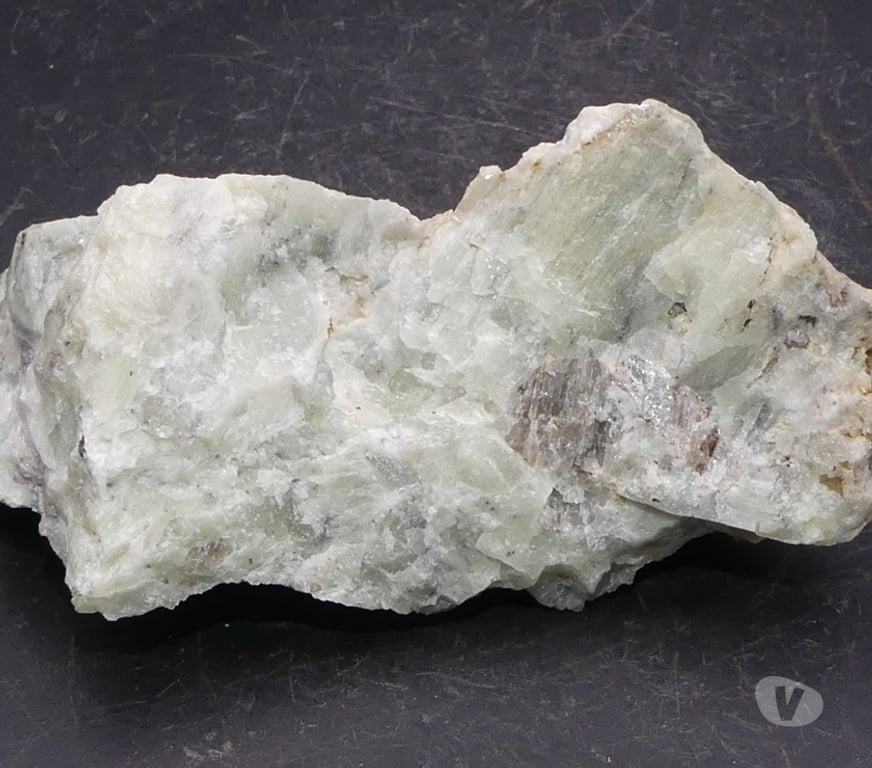 Collection Meurthe-et-Moselle Bertrichamps - 54120 - Photos Vivastreet Scapolite ( vive fluorescence sous UV longs Québec