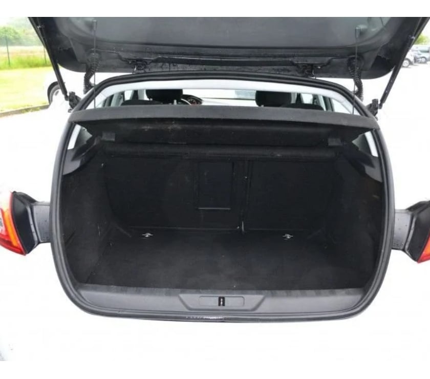 Voiture d'occasion Ille-et-Vilaine Domalain - 35680 - Photos Vivastreet Peugeot 308 1.5 BLUEHDI 130CH S&S ACTIVE BUSINESS