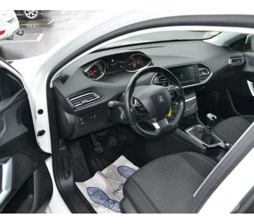 Voiture d'occasion Ille-et-Vilaine Domalain - 35680 - Photos Vivastreet Peugeot 308 1.5 BLUEHDI 130CH S&S ACTIVE BUSINESS