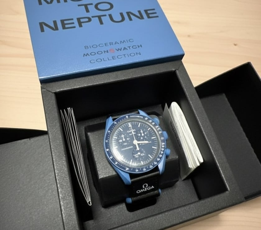 Montres occasion Paris Paris 7ème ardt - 75007 - Photos Vivastreet Omega X Swatch - Montre Moonswatch Mission To Neptune