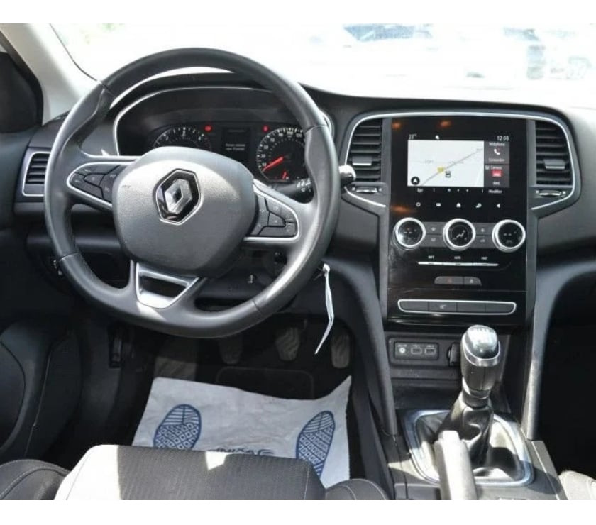 Voiture d'occasion Ille-et-Vilaine Domalain - 35680 - Photos Vivastreet Renault Mégane MEGANE IV 1.5 BLUE DCI 115CH BUSINESS -21N