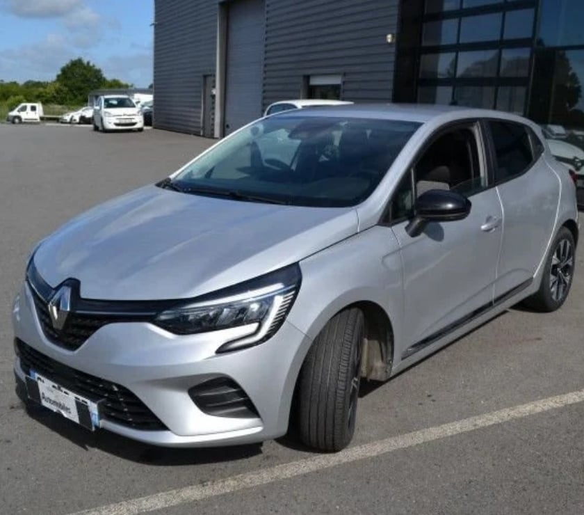 Voiture d'occasion Ille-et-Vilaine Domalain - 35680 - Photos Vivastreet Renault Clio V 1.6 E-TECH 145CH FULL HYBRID EVOLUTION