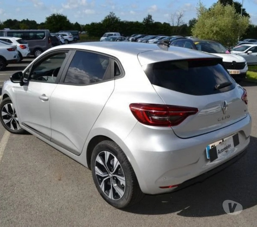 Voiture d'occasion Ille-et-Vilaine Domalain - 35680 - Photos Vivastreet Renault Clio V 1.6 E-TECH 145CH FULL HYBRID EVOLUTION