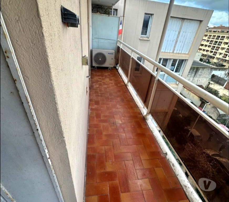 Appartement meublé Alpes-de-Haute-Provence Villeneuve - 04180 - Photos Vivastreet LOCATION APPARTEMENT MEUBLÉ T2 35M²
