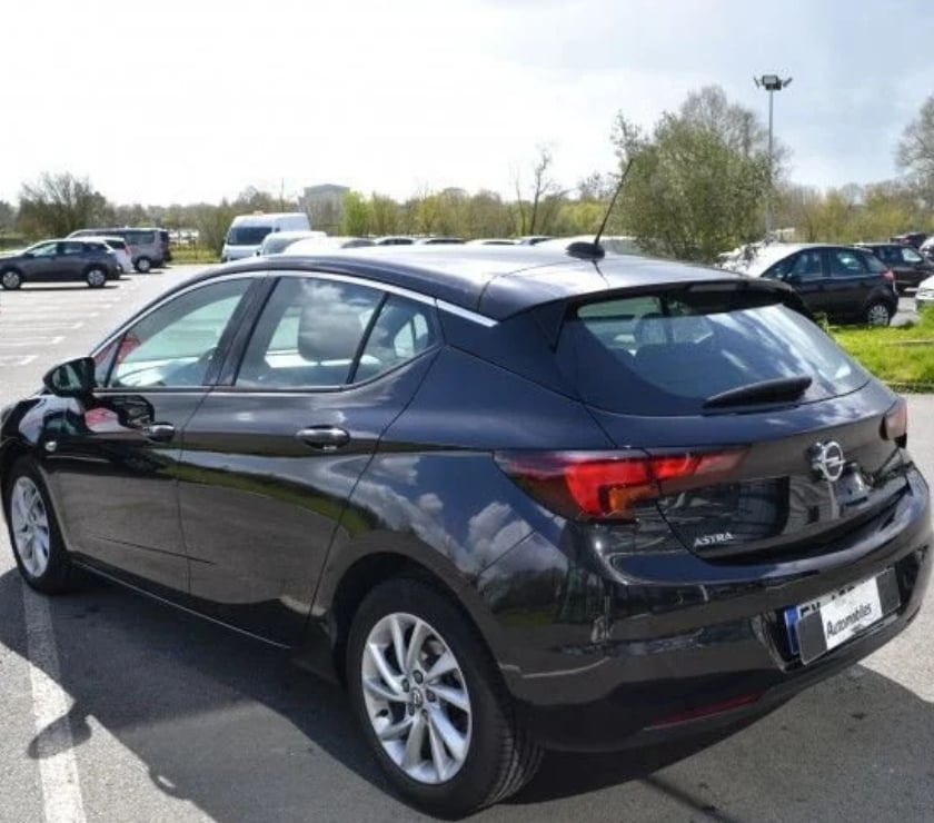 Voiture d'occasion Ille-et-Vilaine Domalain - 35680 - Photos Vivastreet Opel Astra 1.5 D 122CH ELEGANCE BUSINESS BVA