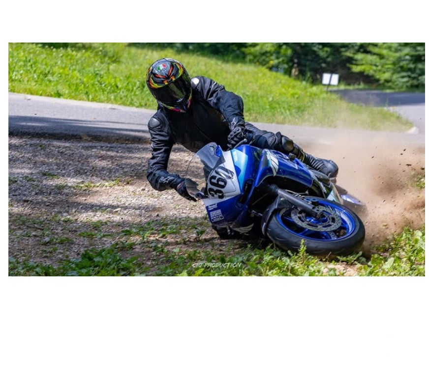 Evenements sportifs Doubs Besancon - 25000 - Photos Vivastreet 4 places "week-end" Course de côte de Marchaux