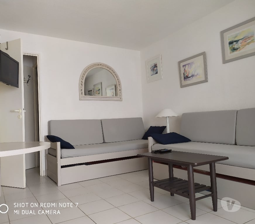 location saisonniere Pyrénées-Orientales Le Barcares - 66420 - Photos Vivastreet Beau T2 Traversant rez vue directe à 180° sur l'eau