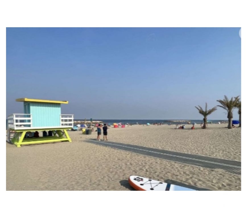 location saisonniere Pyrénées-Orientales Le Barcares - 66420 - Photos Vivastreet Beau T2 Traversant rez vue directe à 180° sur l'eau