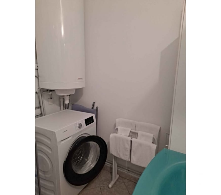 location saisonniere Var Frejus - 83600 - Photos Vivastreet APPARTEMENT PROCHE MER