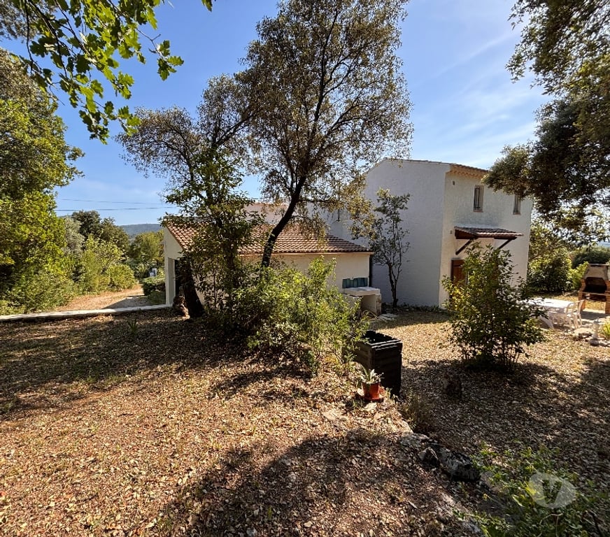 location saisonniere Var Ste Anastasie sur Issole - 83136 - Photos Vivastreet Villa standing Sainte-Anastasie – Calme, confort