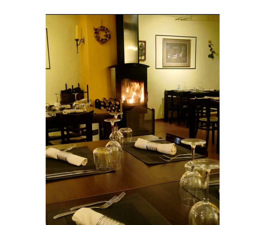 Fond de Commerce a vendre Aude Lacombe - 11310 - Photos Vivastreet Restaurant de charme au coeur de la Montagne Noire