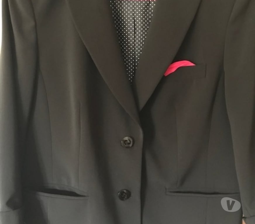 Vêtements occasion Bas-Rhin Hochfelden - 67270 - Photos Vivastreet Veste Un Jour Ailleurs Femme Taille 44 Comme neuve