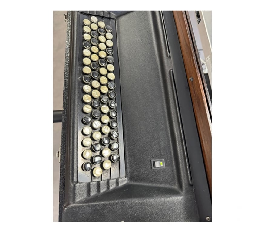 Instruments de musique Bas-Rhin Mommenheim - 67670 - Photos Vivastreet Clavier maitre bouton accordéon +valise