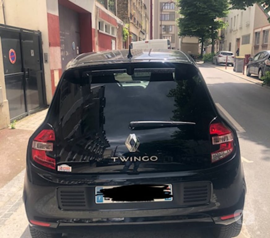 Voiture d'occasion Paris Paris 13ème ardt - 75013 - Photos Vivastreet Renault Twingo III 0.9 TCE 90 5CV INTENS EDC