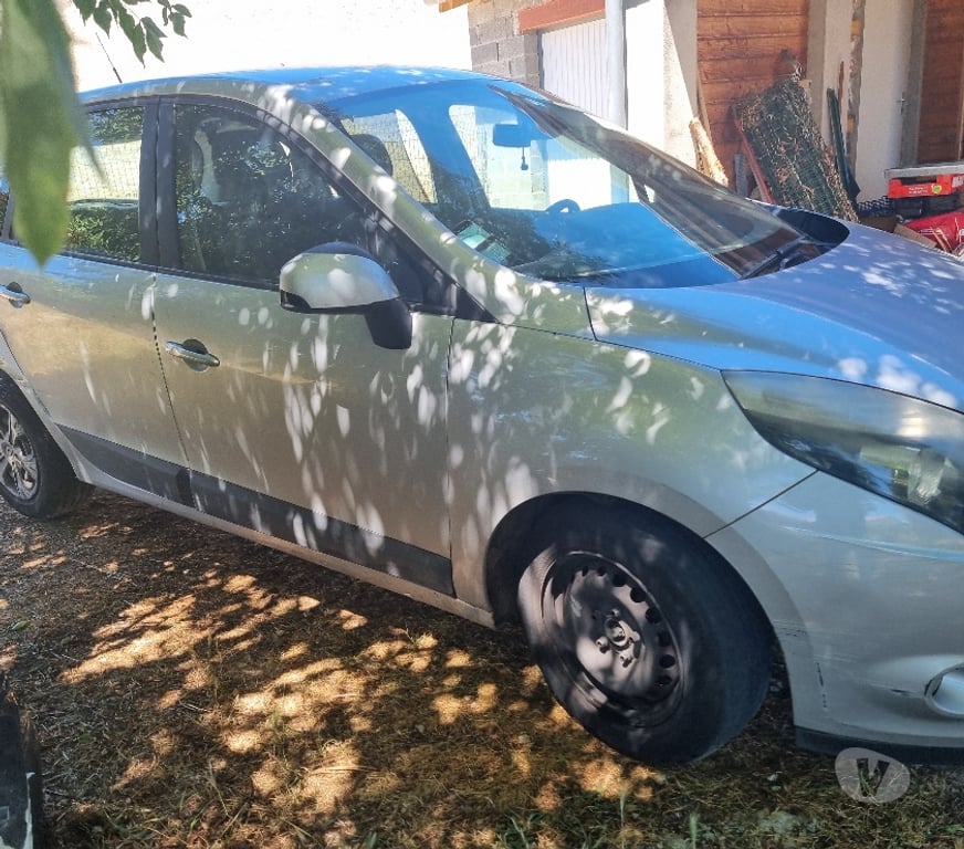 Voiture pour pièces Tarn Semalens - 81570 - Photos Vivastreet Renault senic 3
