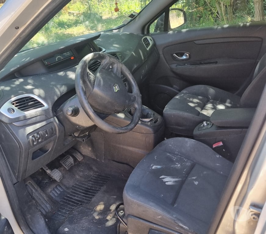 Voiture pour pièces Tarn Semalens - 81570 - Photos Vivastreet Renault senic 3