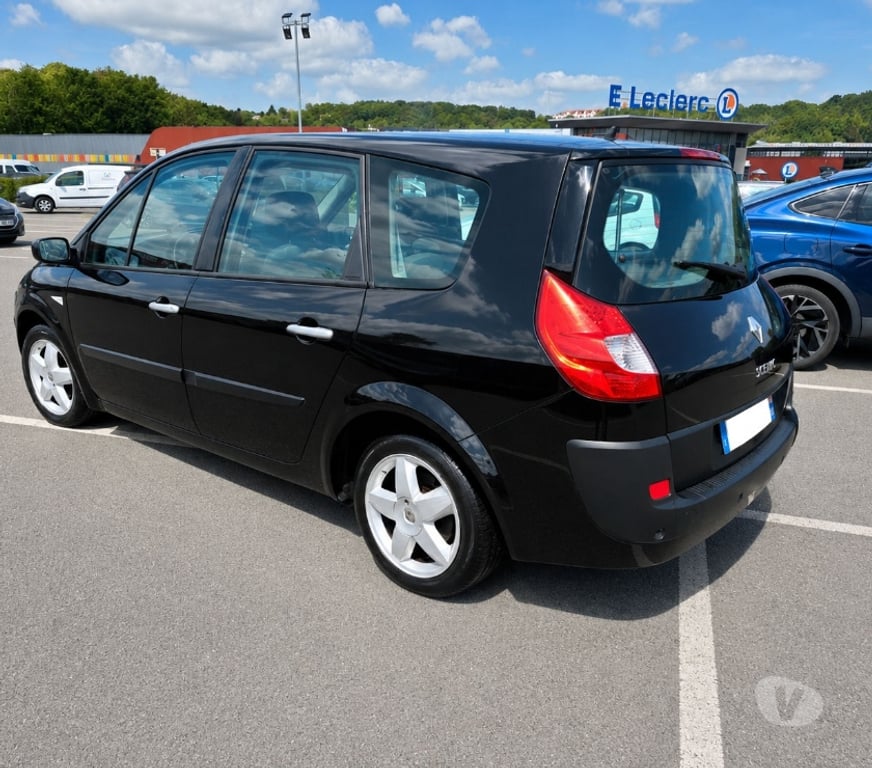 Voiture d'occasion Val-d'Oise St Ouen l'Aumone - 95310 - Photos Vivastreet scenic super-ethanol