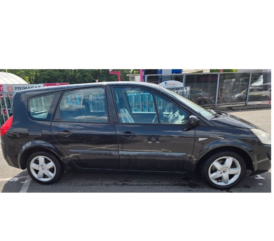 Voiture d'occasion Val-d'Oise St Ouen l'Aumone - 95310 - Photos Vivastreet scenic super-ethanol