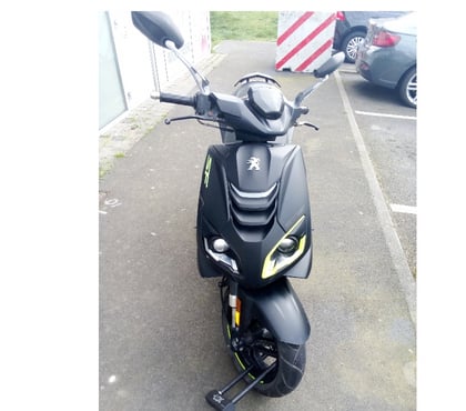 Scooters Henin Beaumont Pas-de-Calais - Photos Vivastreet Peugeot Speedfight 4 black darkside