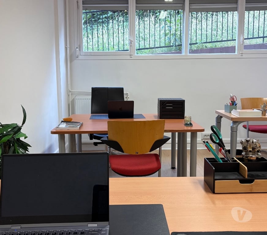 bureaux locaux Seine-Saint-Denis Montreuil - 93100 - Photos Vivastreet BUREAU À LOUER AUX PORTES DE PARIS (21.05)