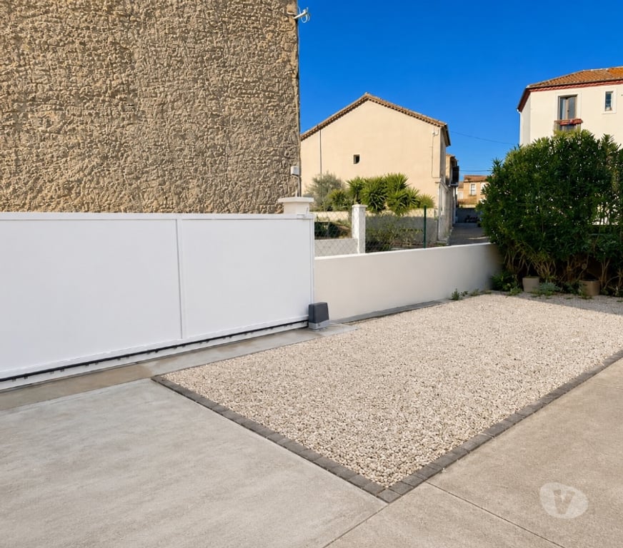 Vente Maison Hérault Maraussan - 34370 - Photos Vivastreet Maison rénovée 170m2 + garage 100m2 aménageable.