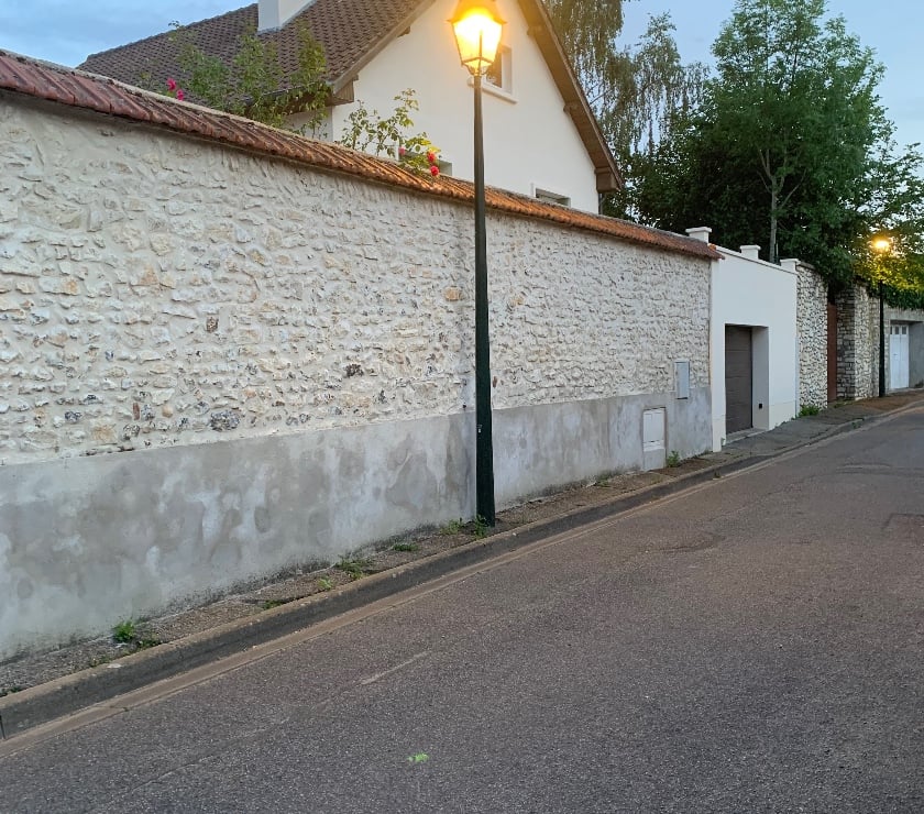 Anet - Eure-et-Loir — Vend maison au centre-ville de 90 M2 avec terrain