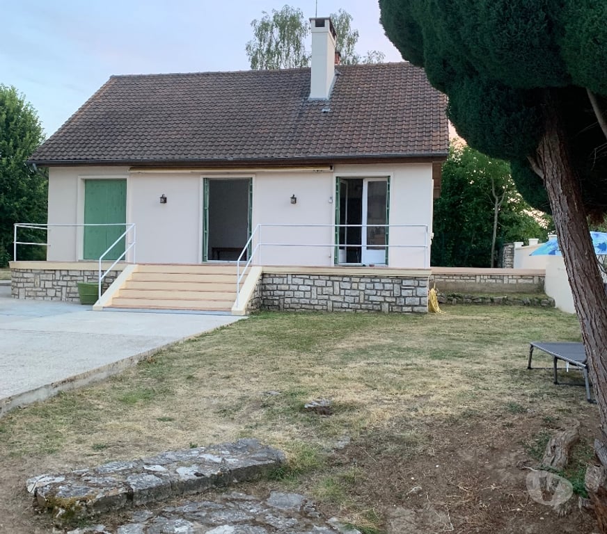 Vente Maison Eure-et-Loir Anet - 28260 - Photos Vivastreet Vend maison au centre-ville de 90 M2 avec terrain